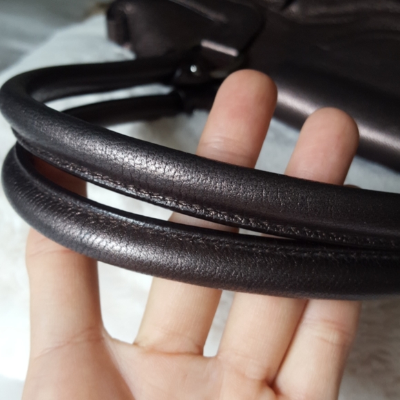 Salvatore Ferragamo metallic satchel handbag - Picture 6 of 8